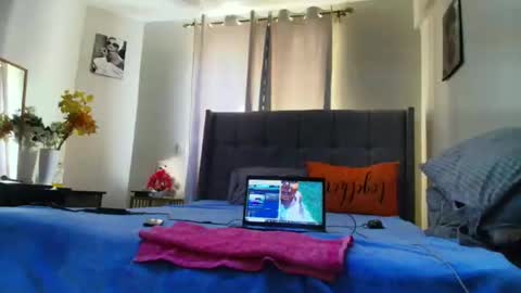 Snapshot of lorelah_sweetgirl chatting on 30, 11, 2025 LORELAH online show from 30, 11, 2025