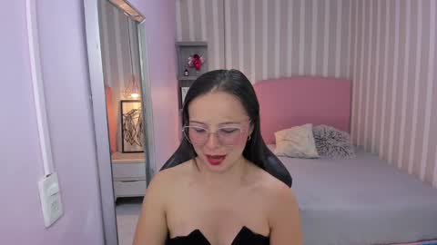 lorelaigiven online show from 20, 11, 2025