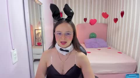 lorelaigiven online show from 16, 3, 2026