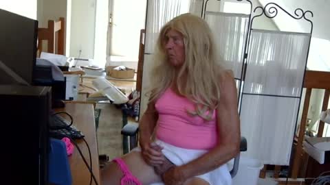 Snapshot of lorelea chatting on 2, 7, 2026 lorelea online show from 2, 7, 2026