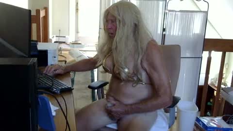 Snapshot of lorelea chatting on 13, 7, 2026 lorelea online show from 13, 7, 2026