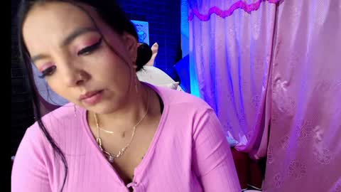 Snapshot of loren_44tits chatting on 6, 12, 2024 Loren online show from 6, 12, 2024