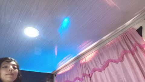 Snapshot of loren_44tits chatting on 18, 1, 2025 Loren online show from 18, 1, 2025