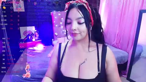 Snapshot of loren_44tits chatting on 11, 9, 2025 Loren online show from 11, 9, 2025