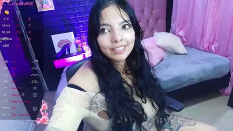 Snapshot of loren_44tits chatting on 19, 9, 2025 Loren online show from 19, 9, 2025