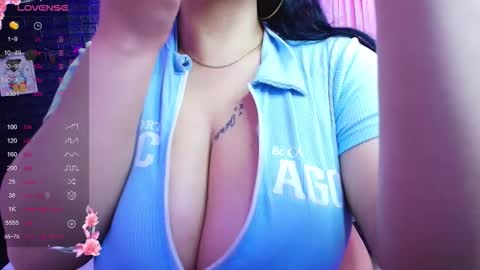 Snapshot of loren_44tits chatting on 2, 10, 2025 Loren online show from 2, 10, 2025