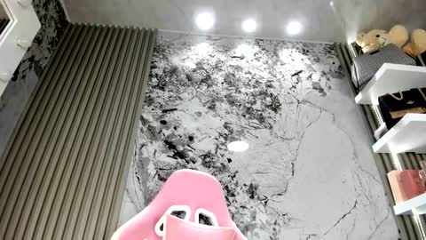 Doll Queen online show from 7, 1, 2026