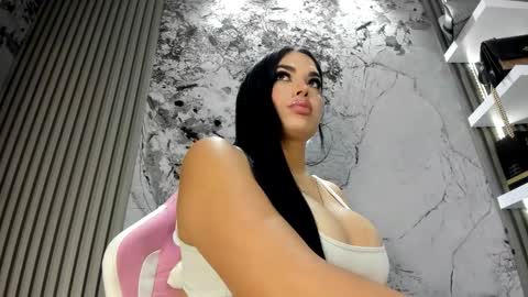 Doll Queen online show from 2, 2, 2026