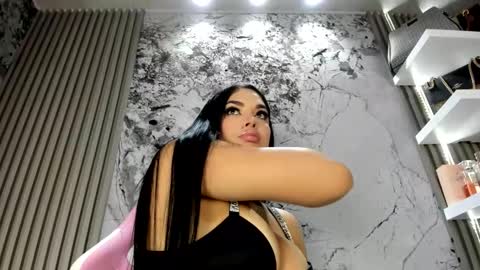 Doll Queen online show from 6, 2, 2026