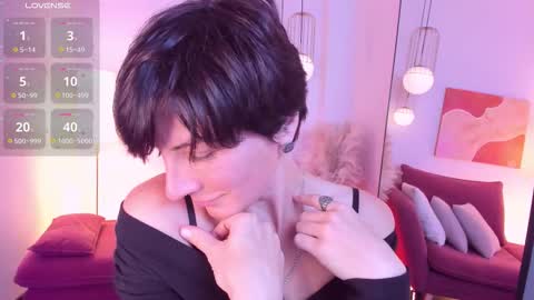 Loren online show from 3, 10, 2025