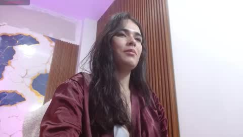 Loren online show from 6, 3, 2026