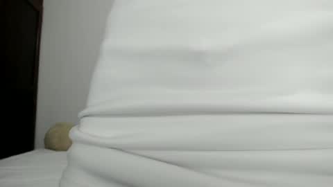 lorenita_gat online show from 1, 7, 2026