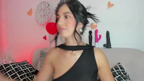 L O R E N online show from 21, 2, 2025