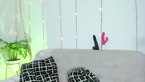 L O R E N online show from 6, 4, 2026