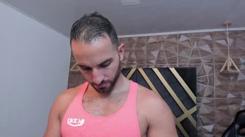 Snapshot of lorenzo_walker_ chatting on 30, 1, 2025 L O R E N Z O Thumbs Up help online show from 30, 1, 2025