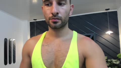 Snapshot of lorenzo_walker_ chatting on 6, 2, 2025 L O R E N Z O Thumbs Up help online show from 6, 2, 2025