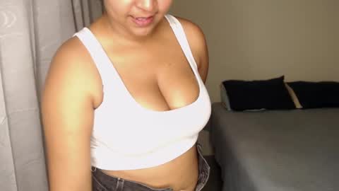 Loretta Gmez online show from 1, 3, 2025