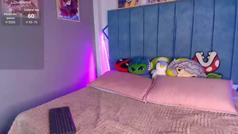 LorettMatthew online show from 21, 9, 2025