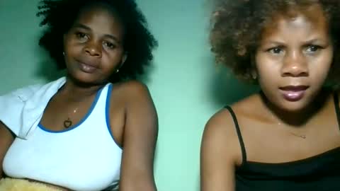 Snapshot of lorienne98 chatting on 7, 6, 2026 lorienne98 online show from 7, 6, 2026