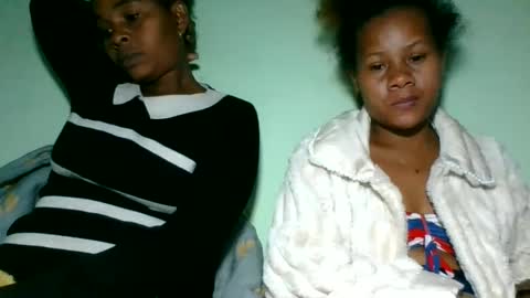Snapshot of lorienne98 chatting on 9, 6, 2026 lorienne98 online show from 9, 6, 2026