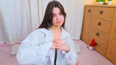 Nicole online show from 5, 5, 2026