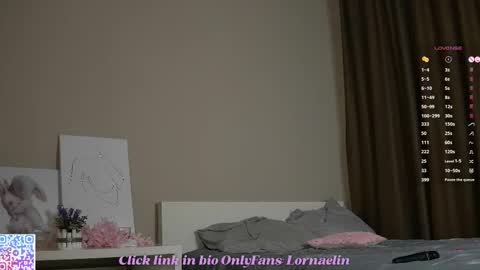 Snapshot of lornaelin chatting on 18, 10, 2025 Dia 700-1630Rose 1900-430UTC1 online show from 18, 10, 2025