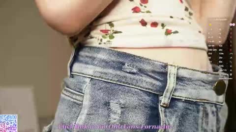 Snapshot of lornaelin chatting on 24, 10, 2025 Dia 700-1630Rose 1900-430UTC1 online show from 24, 10, 2025