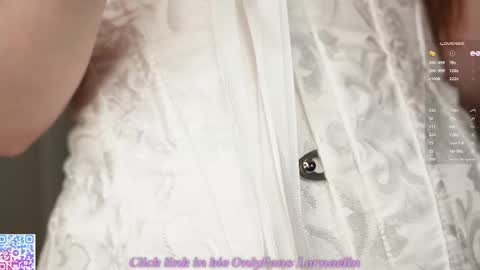 Snapshot of lornaelin chatting on 30, 10, 2025 Dia 700-1630Rose 1900-430UTC1 online show from 30, 10, 2025