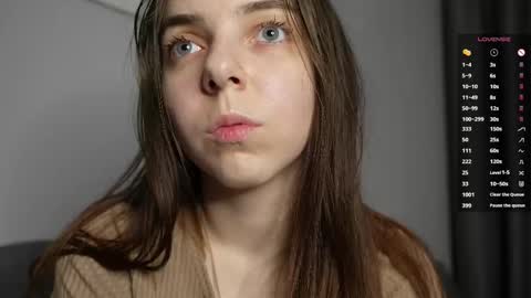 Snapshot of lornaelin chatting on 20, 11, 2025 Dia 700-1630Rose 1900-430UTC1 online show from 20, 11, 2025