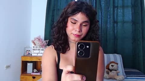 Snapshot of lorraine_baker chatting on 27, 1, 2025 Lorraine online show from 27, 1, 2025
