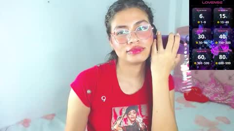 Snapshot of lorraine_rosse chatting on 20, 12, 2025 lorraine online show from 20, 12, 2025