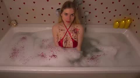 Lorrie online show from 14, 2, 2026