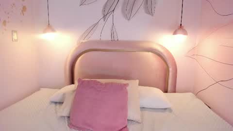 Snapshot of lotti_carter chatting on 4, 8, 2026 Lotti online show from 4, 8, 2026