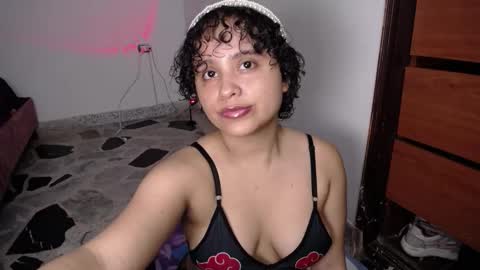 lou_cuteee online show from 31, 10, 2025