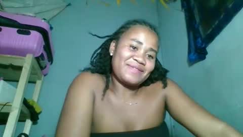 Snapshot of louane98 chatting on 28, 2, 2026 louane98 online show from 28, 2, 2026