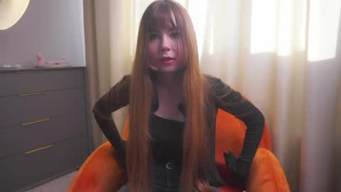 Snapshot of louettakarn chatting on 7, 5, 2026 Sade online show from 7, 5, 2026