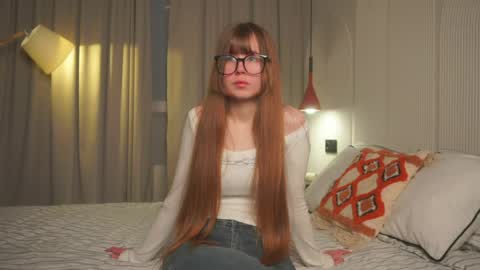 Snapshot of louettakarn chatting on 18, 5, 2026 Sade online show from 18, 5, 2026