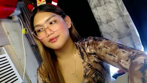 Sweet   online show from 27, 12, 2024