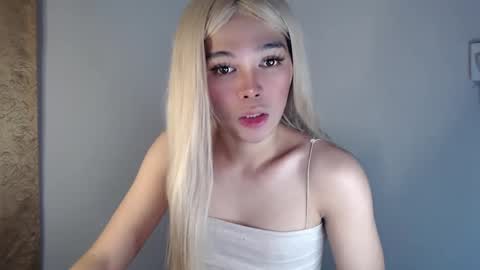 louilalicious online show from 5, 3, 2025