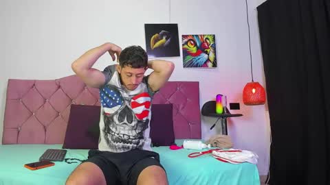 Snapshot of louis_bcasta1 chatting on 20, 2, 2025 OF louis bcasta1 online show from 20, 2, 2025