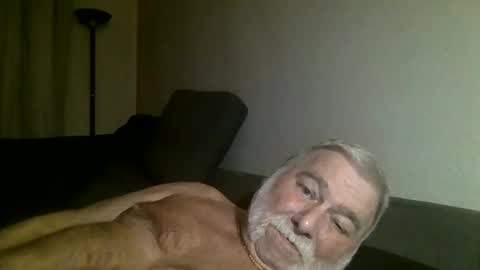 Snapshot of louis_chokdee chatting on 15, 12, 2024 louis_chokdee online show from 15, 12, 2024