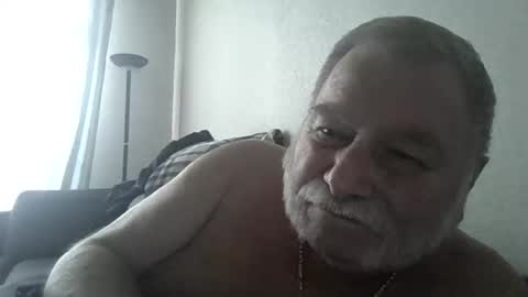 louis_chokdee online show from 5, 3, 2025