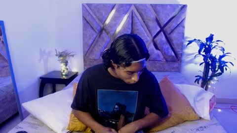 Louis Valdz online show from 25, 1, 2025