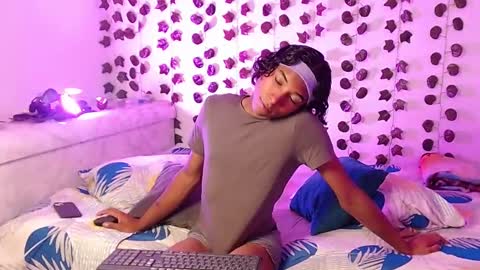 Louis Valdz online show from 24, 2, 2025