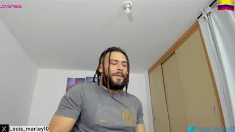 Snapshot of louis_marley_ chatting on 29, 1, 2025 louis_marley_ online show from 29, 1, 2025