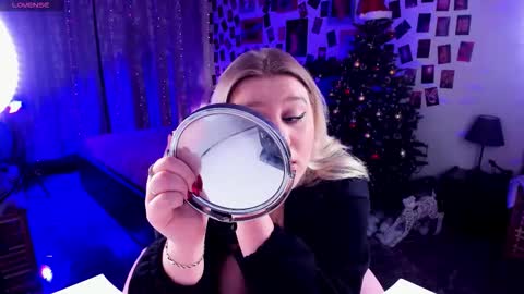 Snapshot of louisemous chatting on 8, 1, 2026 Loise online show from 8, 1, 2026