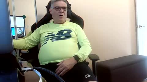 Snapshot of loumtl3 chatting on 20, 7, 2026 loumtl3 online show from 20, 7, 2026
