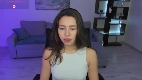 Snapshot of lounacutie chatting on 1, 12, 2025 lounacutie online show from 1, 12, 2025