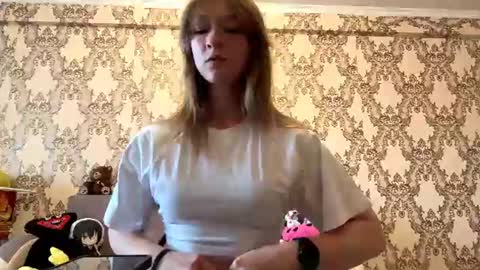 Snapshot of louracryderman chatting on 7, 8, 2026 louracryderman online show from 7, 8, 2026