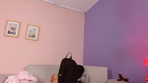 Snapshot of lourdes_moon22 chatting on 31, 10, 2025 lourdes_moon22 online show from 31, 10, 2025